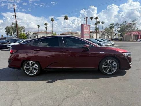 Used 2019 Honda Clarity Base 4dr Sedan image 2