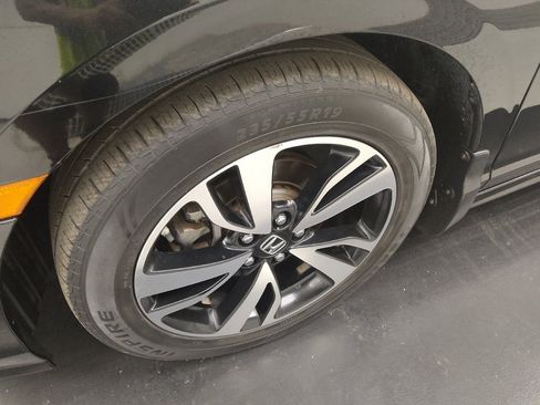 Used 2018 Honda Odyssey Elite image 31