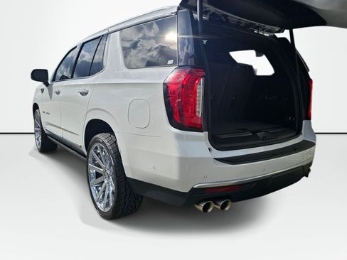 Used 2024 GMC Yukon Denali w/ Denali Reserve Package AWD/4WD image 13