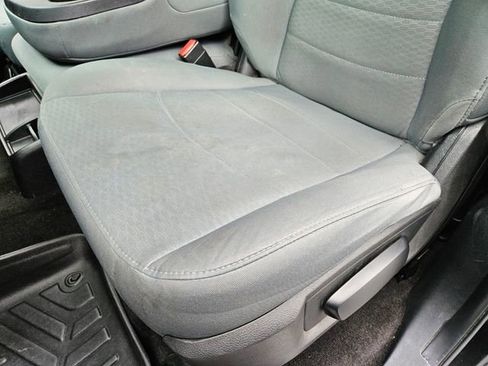 Used 2017 RAM 1500 Express w/ Express Value Package image 8