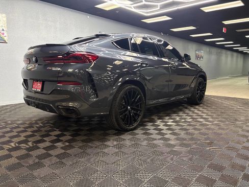 Used 2020 BMW X6 M50i image 13