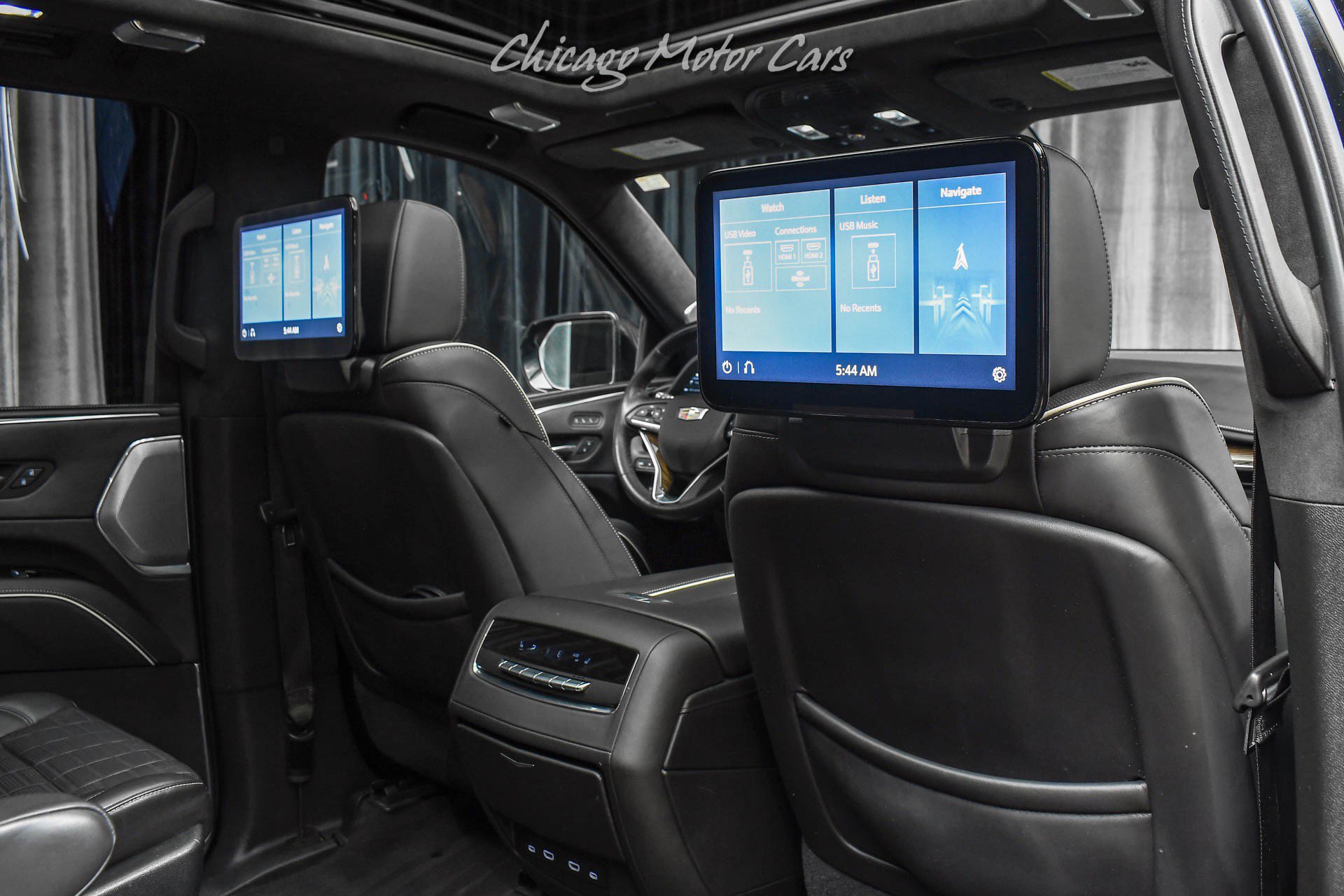 Used 2021 Cadillac Escalade Sport Platinum w/ LPO, ONYX Package AWD/4WD image 32