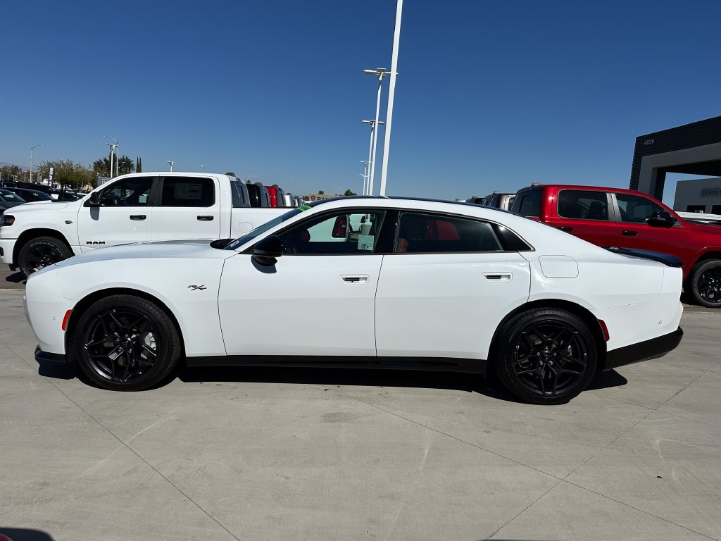 Used 2026 Dodge Charger R/T AWD/4WD image 3