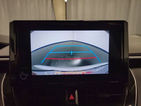 Used 2023 Toyota Corolla LE FWD image 19