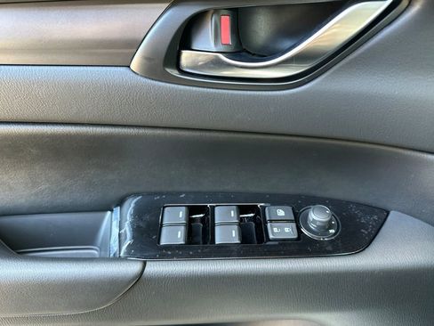 New 2025 MAZDA CX-5 AWD 2.5 S w/ Select Package image 9