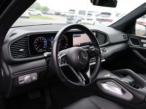 Certified 2025 Mercedes-Benz GLE 350 4MATIC image 4