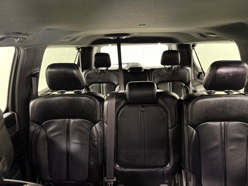 Used 2024 Jeep Wagoneer L Series II image 21