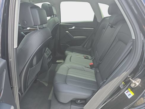 Used 2020 Audi Q5 Premium w/ Premium Plus Package AWD/4WD image 30