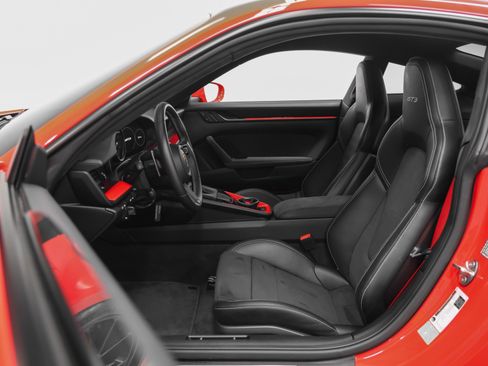 Used 2022 Porsche 911 GT3 image 50