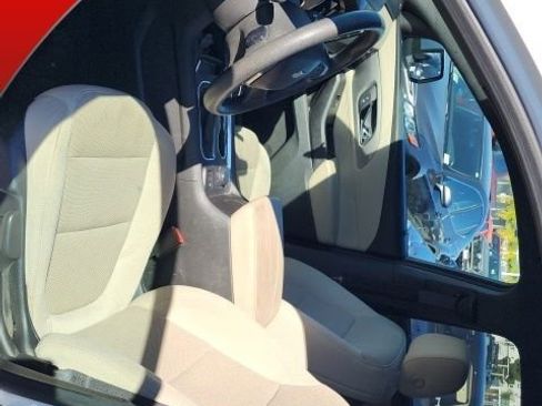 Used 2023 Chevrolet Traverse LS w/ Safety Package image 5