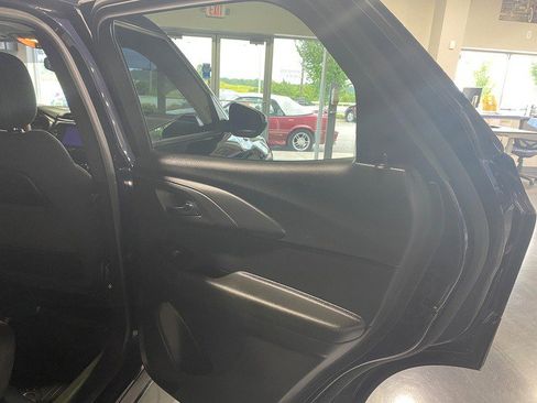 Used 2021 Chevrolet TrailBlazer LT w/ Sun and Liftgate Package AWD/4WD image 17