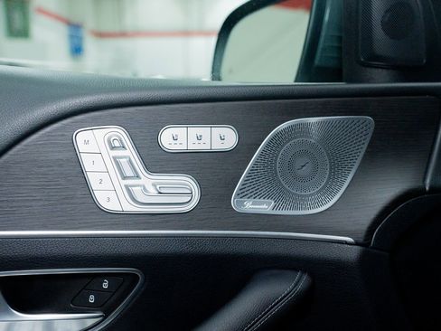 Used 2020 Mercedes-Benz GLS 450 4MATIC w/ Convenience Package image 18