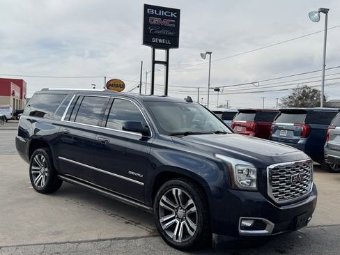 Used 2019 GMC Yukon XL Denali w/ Denali Ultimate Package image 1