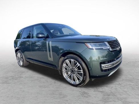 Used 2026 Land Rover Range Rover SE AWD/4WD image 3