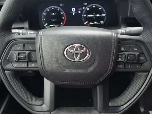 Used 2026 Toyota Tacoma TRD Pro w/ Tow Tech Package AWD/4WD image 8
