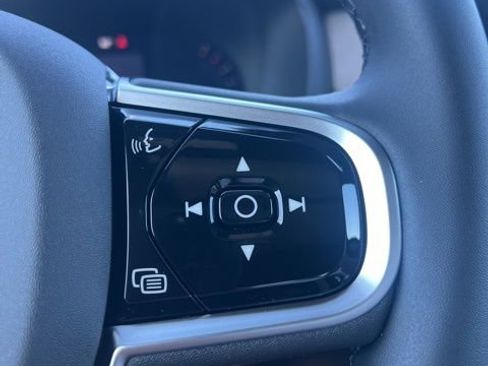 New 2026 Volvo XC90 B6 Plus w/ Protection Package Premier image 14