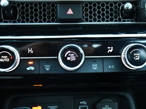 Used 2022 Honda Civic Sport image 12