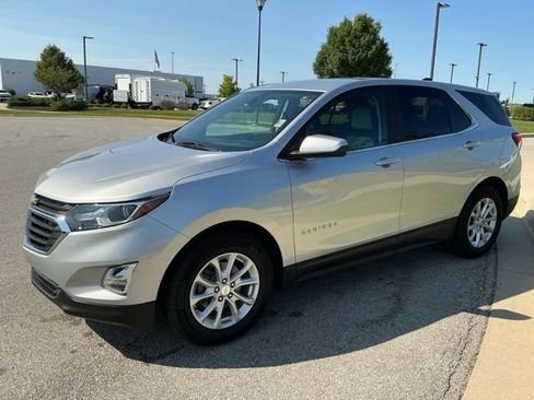Used 2021 Chevrolet Equinox LT FWD image 3