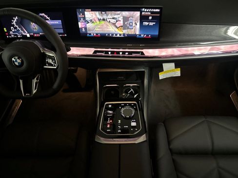 New 2026 BMW 740i image 26