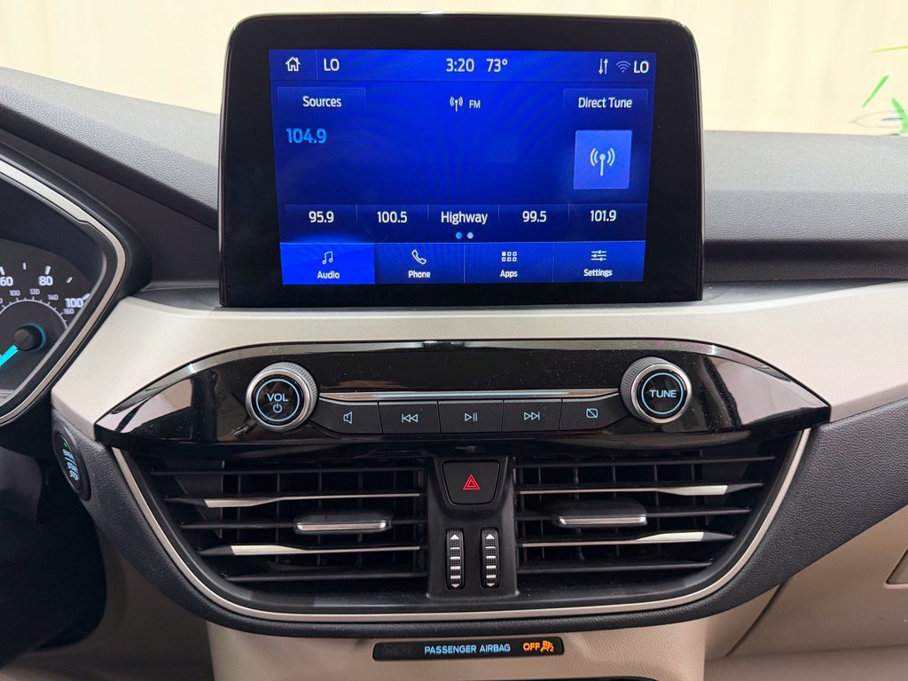 Used 2022 Ford Escape SEL AWD/4WD image 25