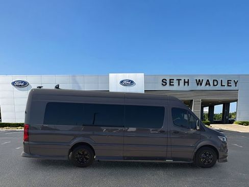 Used 2024 Mercedes-Benz Sprinter 3500 image 8