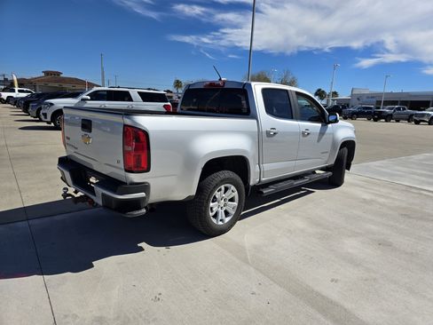 Used 2019 Chevrolet Colorado LT image 3