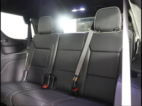 Used 2024 Chevrolet Tahoe Premier w/ Advanced Technology Package AWD/4WD image 11
