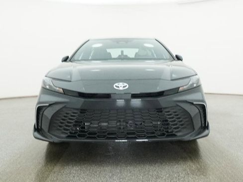New 2026 Toyota Camry SE FWD image 18