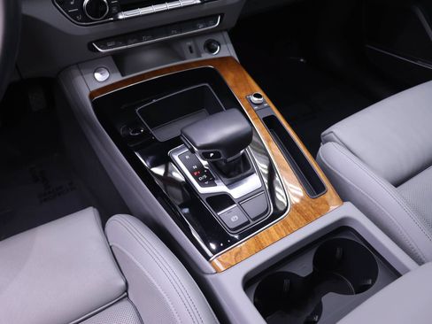 Certified 2023 Audi Q5 2.0T Premium Plus w/ Premium Plus Package AWD/4WD image 16