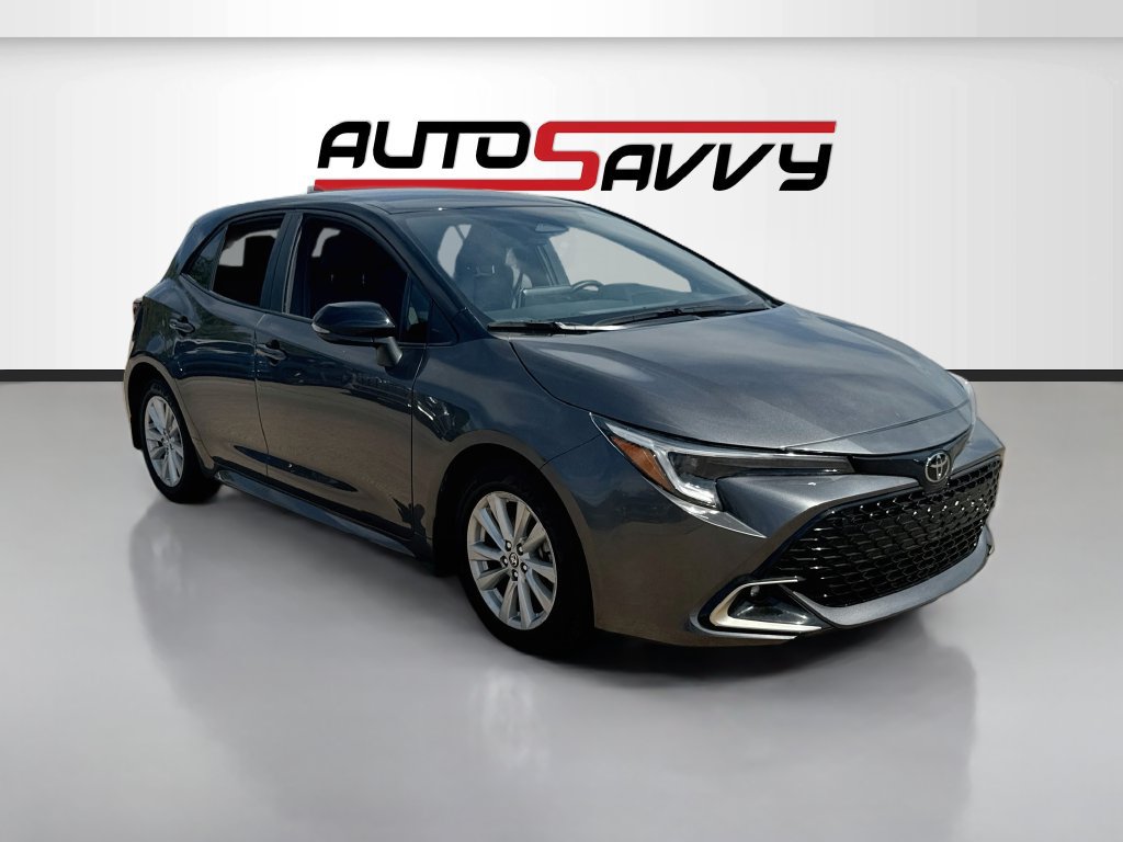 Used 2025 Toyota Corolla XSE FWD image 1