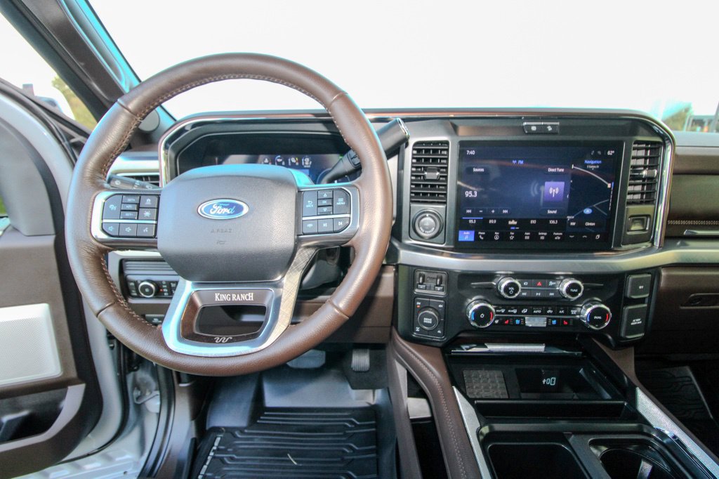 Used 2025 Ford F350 King Ranch w/ Chrome Package AWD/4WD image 32