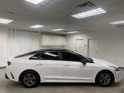 Used 2021 Kia K5 LXS image 4