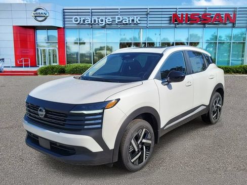 New 2026 Nissan Kicks SV w/ SV Premium Package FWD image 4