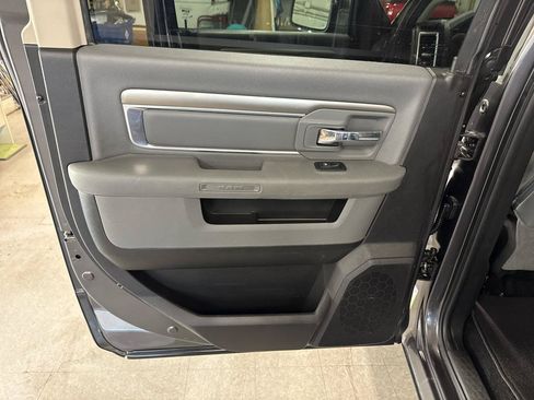 Used 2017 RAM 1500 Big Horn AWD/4WD image 42