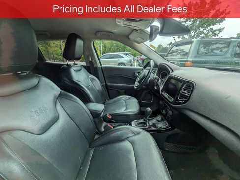 Used 2018 Jeep Compass Limited w/ Navigation Group AWD/4WD image 9