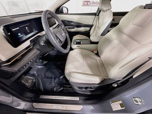 Used 2024 Nissan Ariya AWD image 28