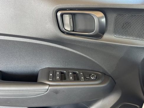 New 2026 Hyundai Venue SEL FWD image 10