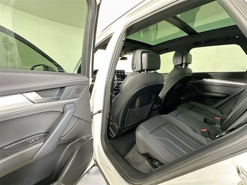 Certified 2024 Audi Q5 2.0T Premium w/ Summer of Audi Package image 17