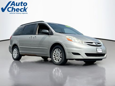 Used 2008 Toyota Sienna CE FWD image 1