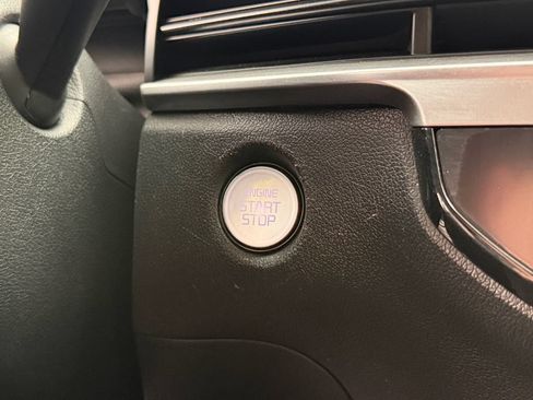 Used 2024 Kia Sorento S FWD image 18