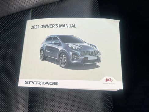 Used 2022 Kia Sportage EX w/ EX Technology Package AWD/4WD image 27