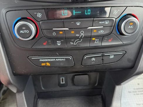 Used 2018 Ford Escape SE AWD/4WD image 17