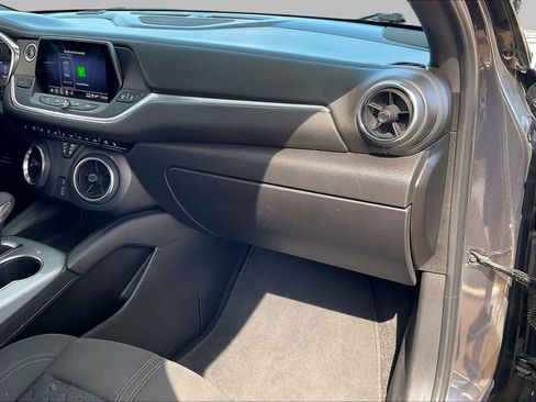 Used 2021 Chevrolet Blazer LT AWD/4WD image 18
