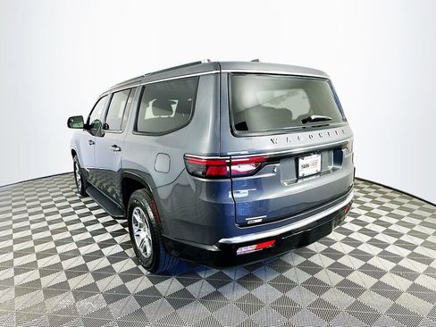 Certified 2022 Jeep Wagoneer Series I AWD/4WD image 7