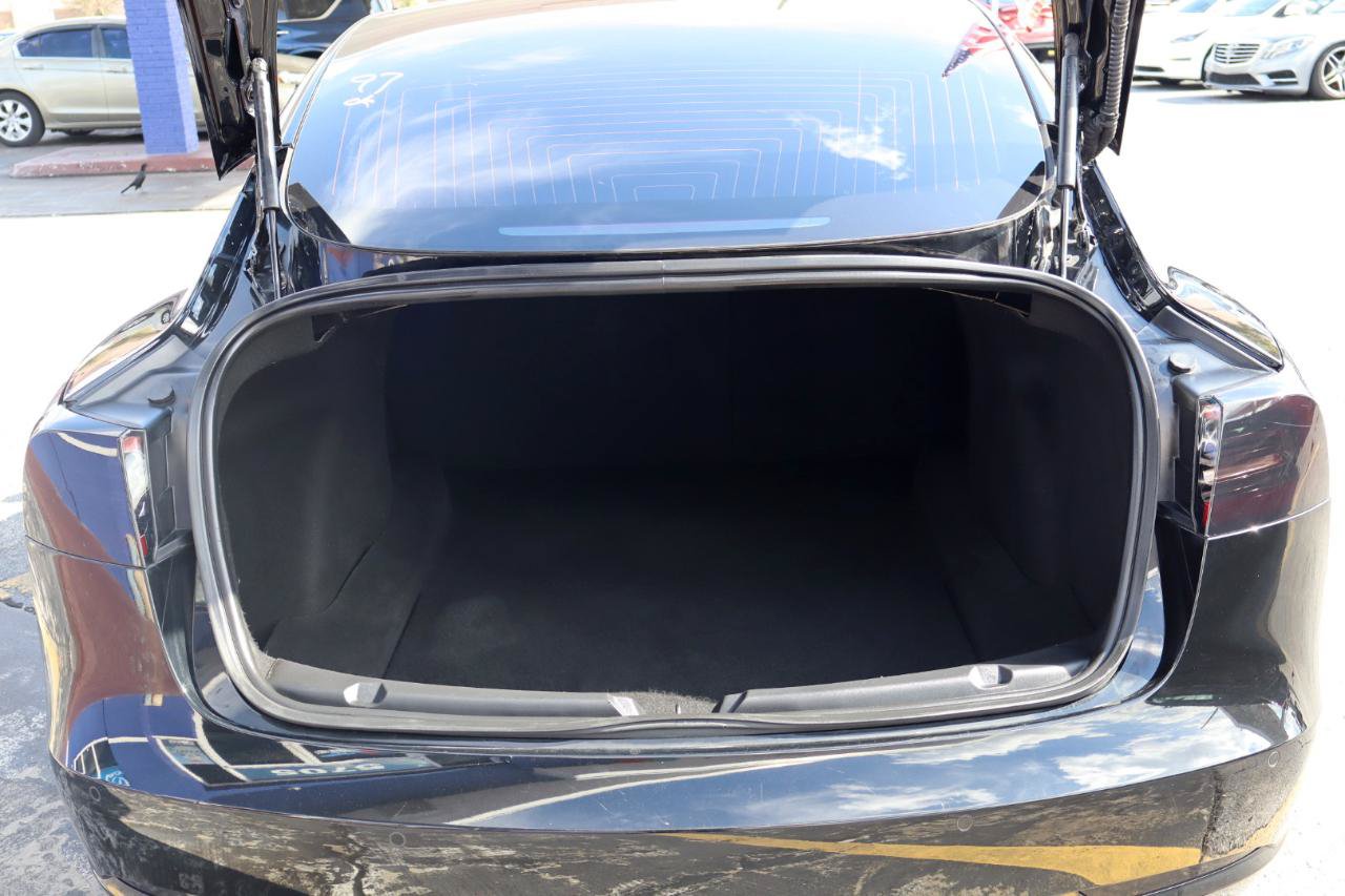 Used 2018 Tesla Model 3 Long Range RWD image 11