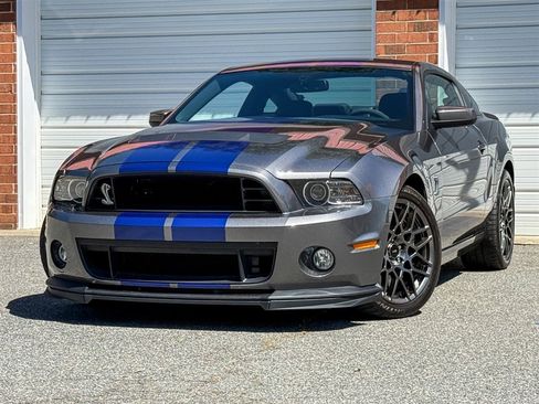 Used 2014 Ford Mustang Shelby GT500 w/ Equipment Group 821A RWD image 7