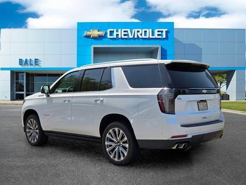 Used 2025 Chevrolet Tahoe High Country AWD/4WD image 5