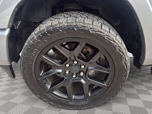 Used 2020 RAM 1500 Laramie AWD/4WD image 9
