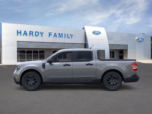 New 2026 Ford Maverick XLT w/ XLT Luxury Package FWD image 3