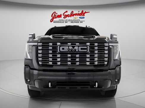 Used 2025 GMC Sierra 2500 Denali Ultimate AWD/4WD image 4